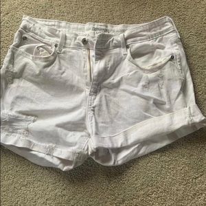 White shorts sz 10